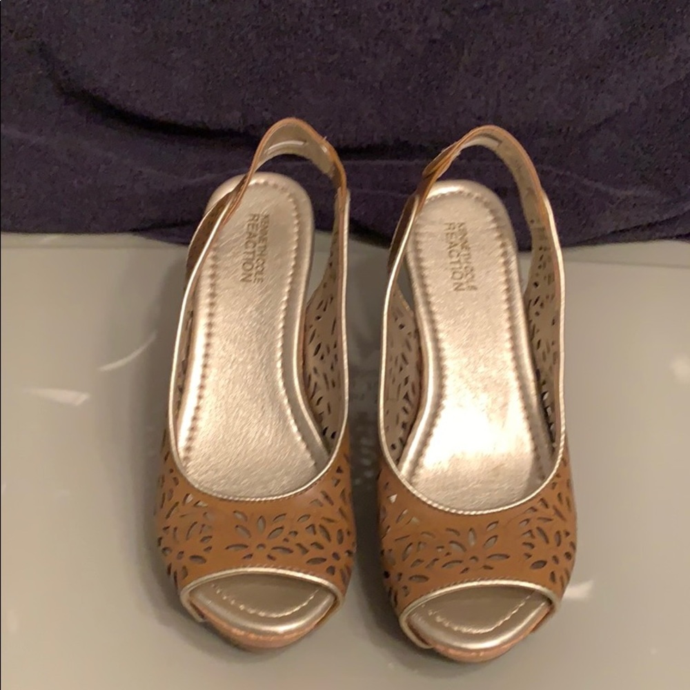 Kenneth Cole wedges!
